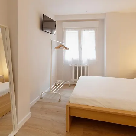 Alojamiento Centro-El Carmen Vut شقة *